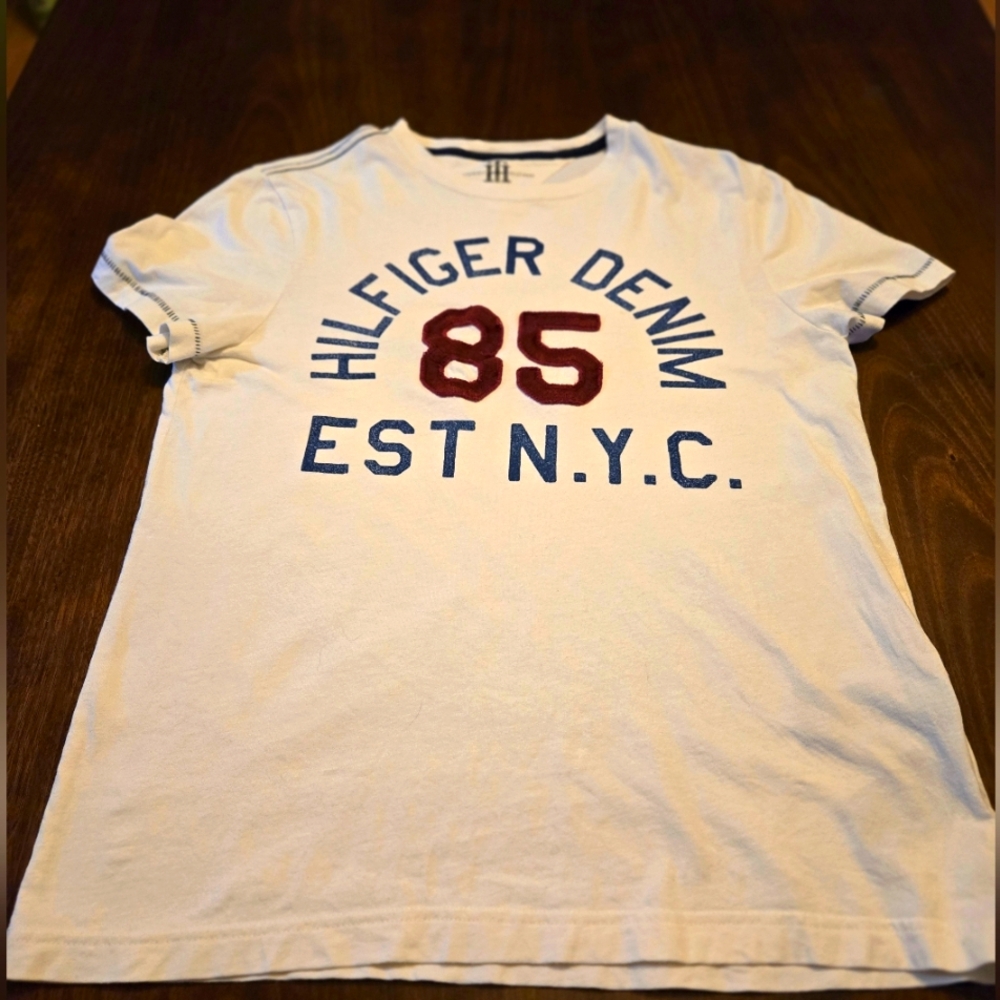 Tommy Hilfilger Men's Graphic‎ White T-shirt size: XS